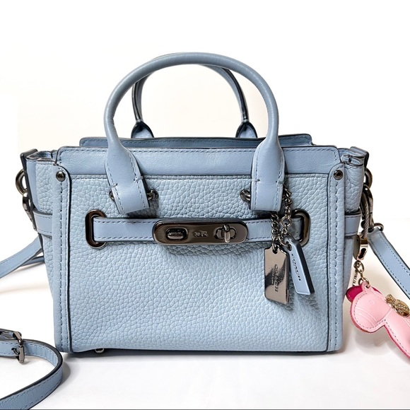 RARE COLOR!! COACH Swagger 21 Carryall Sat… - Picture 3 of 16